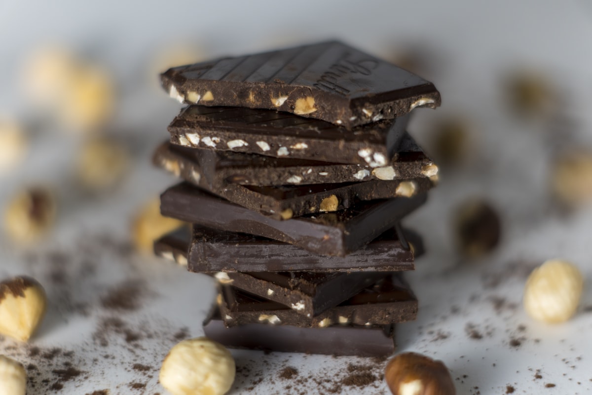 Maître chocolatier au conchage